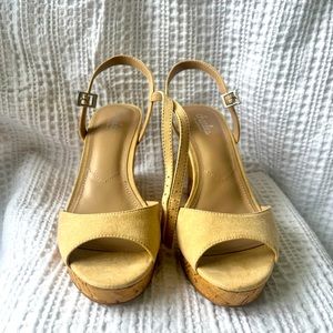 Charles David wedges